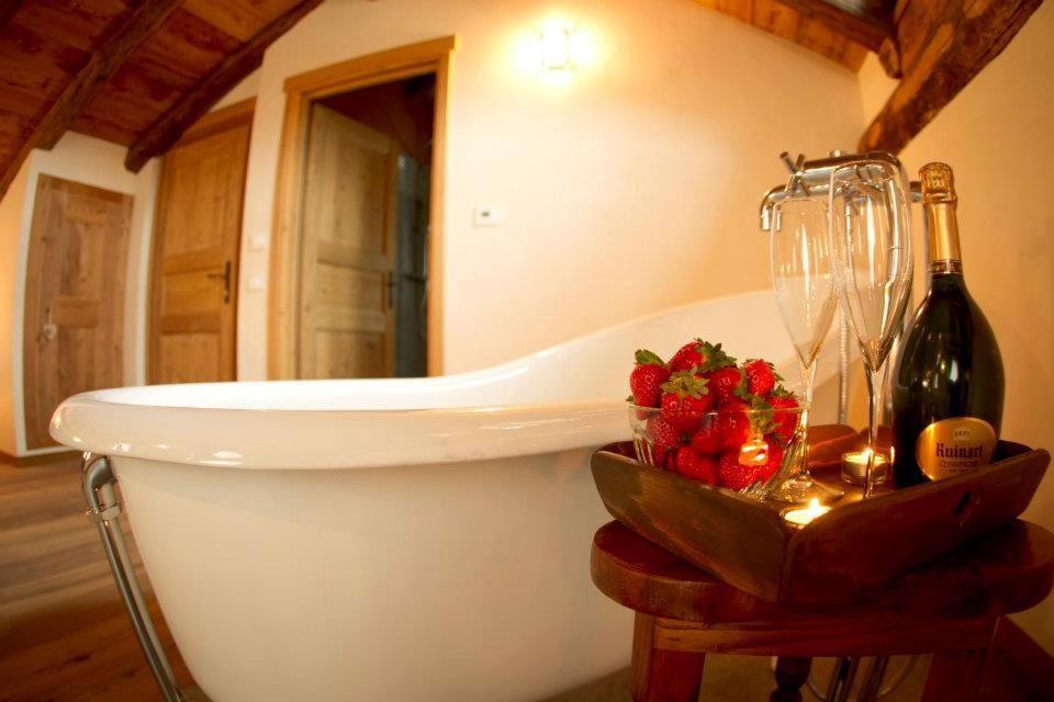 Le Petit Relais Hotel Valpelline Værelse billede