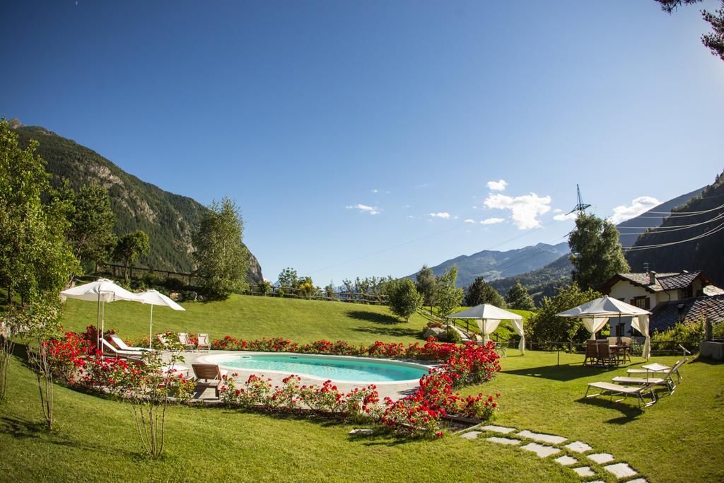 Le Petit Relais Hotel Valpelline Eksteriør billede
